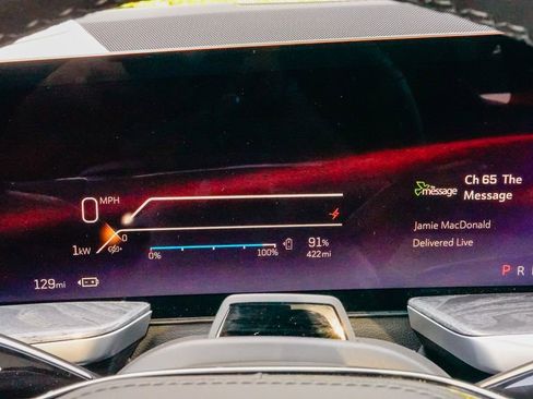 New 2025 Cadillac Escalade IQ Luxury 2 image 25