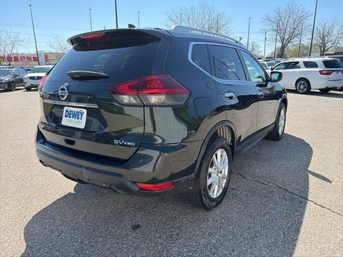 Used 2018 Nissan Rogue SV image 5