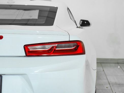 Used 2018 Chevrolet Camaro LT w/ RS Package image 35