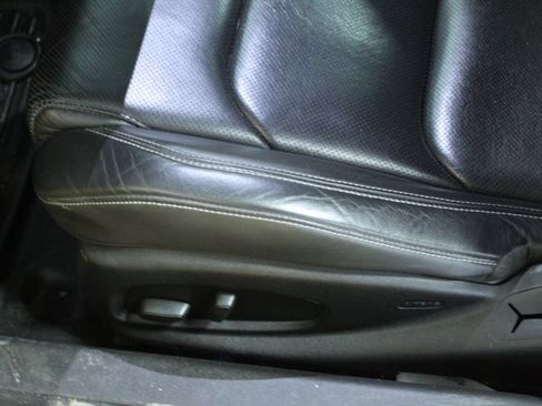 Used 2016 Chevrolet Camaro SS image 13