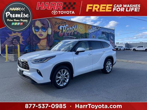 Used 2023 Toyota Highlander Limited image 1