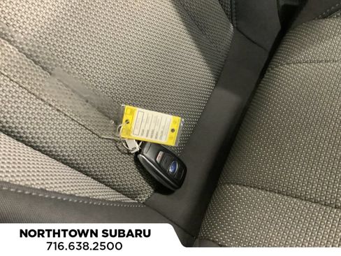 Used 2024 Subaru Crosstrek 2.0i Premium AWD/4WD image 25