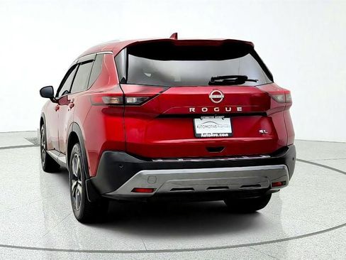 Used 2023 Nissan Rogue SL w/ SL Premium Package FWD image 6