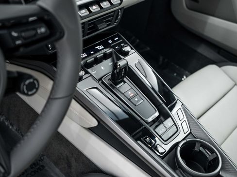 Certified 2025 Porsche 911 Carrera RWD image 18