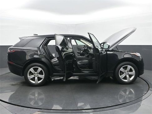 Used 2020 Land Rover Range Rover Velar S image 57