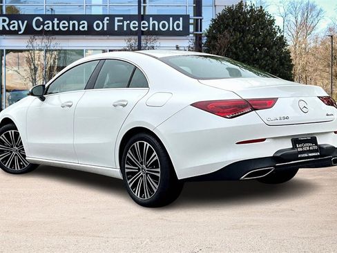 Used 2023 Mercedes-Benz CLA 250 4MATIC image 12