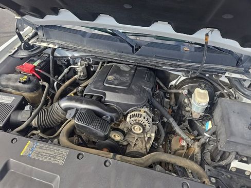 Used 2011 Chevrolet Silverado 1500 LT w/ All-Star Edition image 31