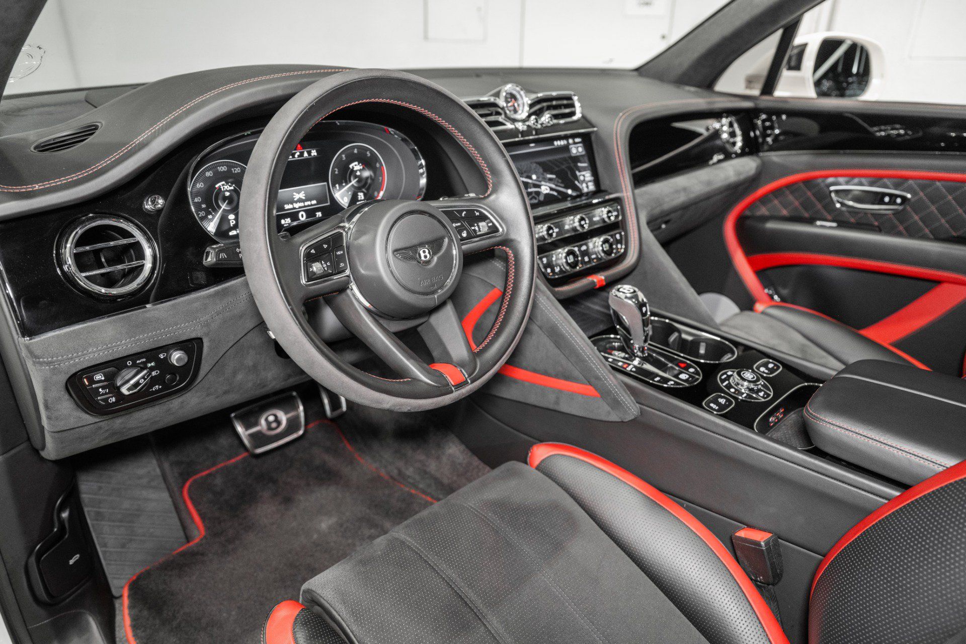 Used 2021 Bentley Bentayga Speed AWD/4WD image 8