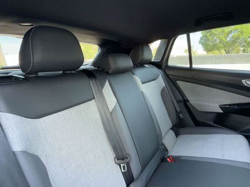 New 2026 Volkswagen ID.4 Pro RWD image 26
