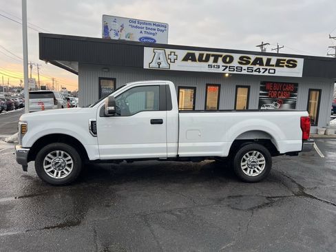 Used 2018 Ford F250 XLT image 1
