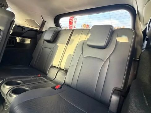 Used 2018 Lexus RX 450hL Luxury w/ Accessory Package AWD/4WD image 11