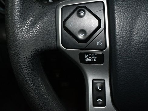 Used 2019 Toyota Tundra SR5 w/ SR5 Upgrade Package AWD/4WD image 29