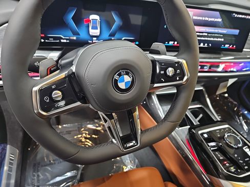 New 2025 BMW 760i xDrive image 17