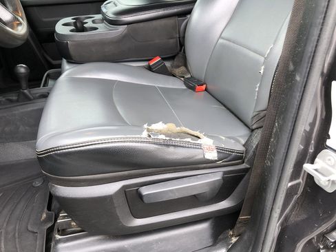 Used 2021 RAM 4500 Tradesman w/ Chrome Appearance Group image 14