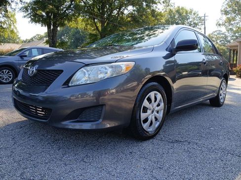 Used 2009 Toyota Corolla S FWD image 2