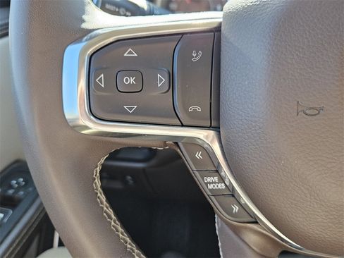 Used 2025 RAM 1500 Laramie image 21