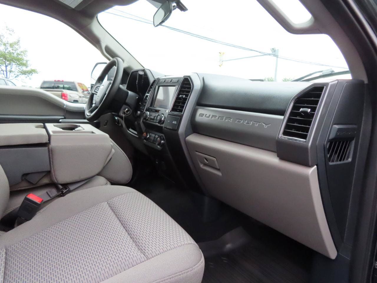 Used 2022 Ford F350 XLT w/ Black Appearance Package AWD/4WD image 44