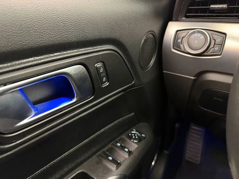 Used 2020 Ford Mustang Premium RWD image 28