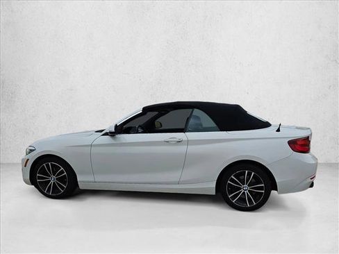 Used 2020 BMW 230i xDrive Convertible image 8