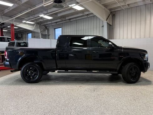 Used 2017 RAM 2500 Laramie w/ Sport Appearance Group AWD/4WD image 7