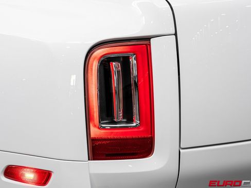 Used 2020 Rolls-Royce Cullinan *PANORAMIC SUNROOF * IMMACULAT image 17