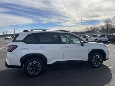 New 2026 Subaru Forester Premium AWD/4WD image 8