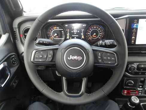 New 2025 Jeep Wrangler Rubicon image 12