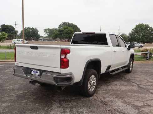 Used 2023 Chevrolet Silverado 2500 LT w/ Convenience Package AWD/4WD image 15
