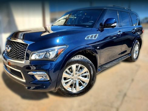Used 2017 INFINITI QX80 4WD w/ Driver Assistance Package image 8