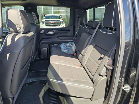 New 2026 GMC Sierra 1500 AT4X AWD/4WD image 17
