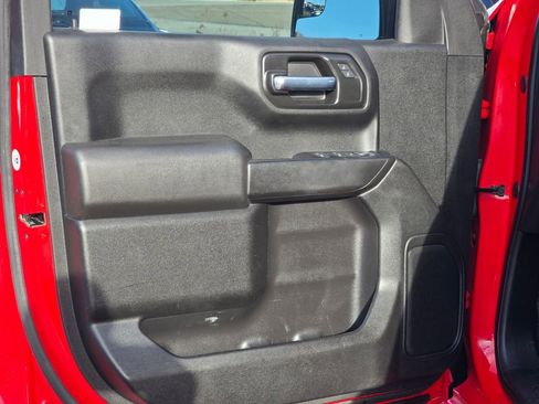 Used 2021 Chevrolet Silverado 1500 Custom Trail Boss image 18