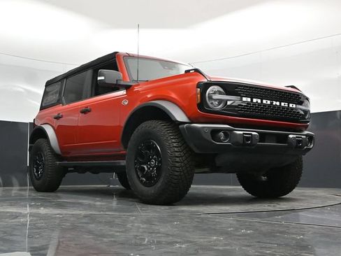 Used 2023 Ford Bronco Wildtrak AWD/4WD image 55