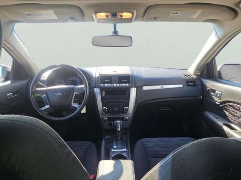 Used 2012 Ford Fusion SE image 8
