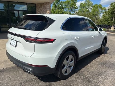 Used 2021 Porsche Cayenne AWD/4WD image 3