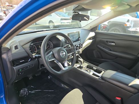 Used 2023 Nissan Sentra SV image 23