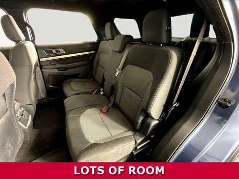 Used 2019 Ford Explorer XLT w/ Class III Trailer Tow Package AWD/4WD image 22