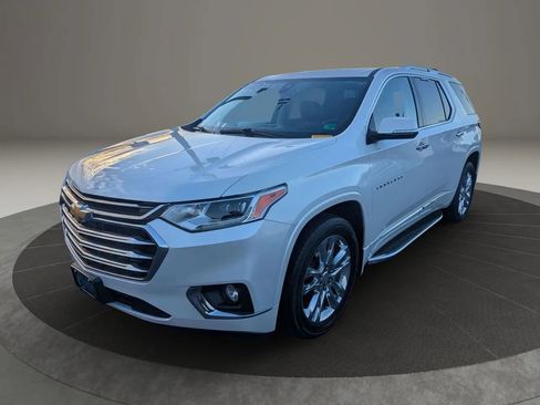 Used 2018 Chevrolet Traverse High Country image 1