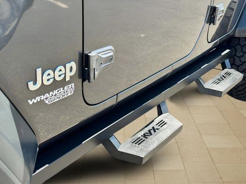Used 2018 Jeep Wrangler Unlimited Sport S AWD/4WD image 34