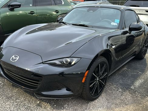Used 2025 MAZDA MX-5 Miata RF Grand Touring RWD image 5