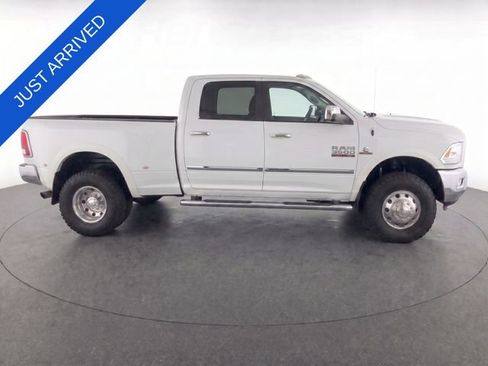 Used 2016 RAM 3500 Laramie AWD/4WD image 3