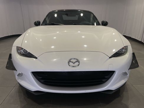 Used 2016 MAZDA MX-5 Miata Sport RWD image 2