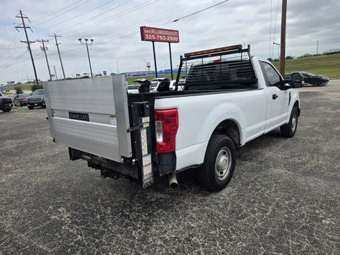 Used 2019 Ford F250 XL w/ Power Equipment Group image 7
