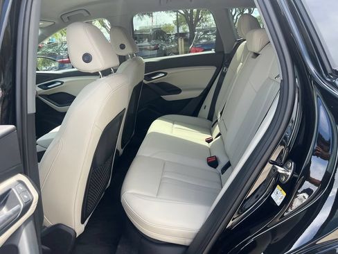 Used 2025 Audi Q6 e-tron Premium w/ Convenience Package RWD image 42