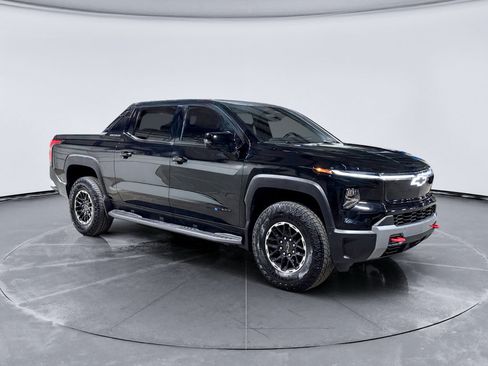 Used 2026 Chevrolet Silverado EV Trail Boss w/ Premium Package AWD/4WD image 4