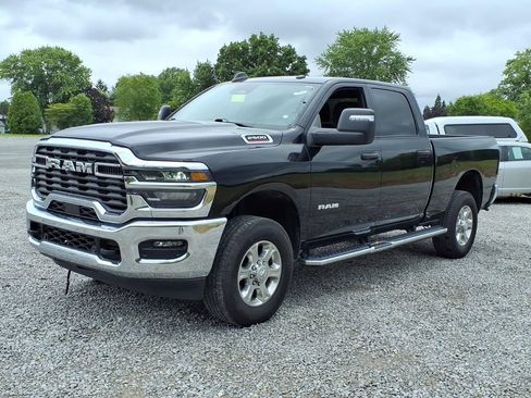 Used 2026 RAM 2500 Big Horn AWD/4WD image 11