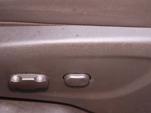 Used 2013 Buick Encore Leather image 12