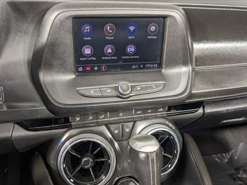 Used 2020 Chevrolet Camaro LT image 30