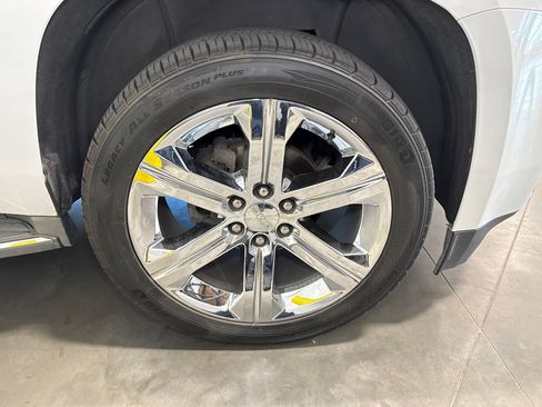 Used 2016 GMC Yukon XL SLT RWD image 19