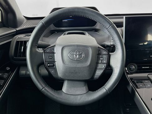 Used 2024 Toyota bZ4X FWD image 27