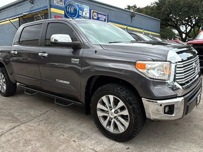 Used 2017 Toyota Tundra Limited w/ Limited Premium Package